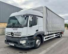 2017 Mercedes Actros 1824 4x2 Curtainsider
